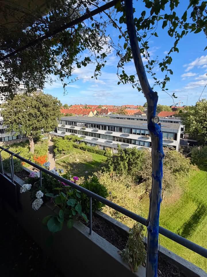 Byttebolig, Klampenborg, billede 1