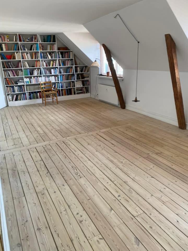 137 m² byttebolig, Frederiksberg C, billede 1